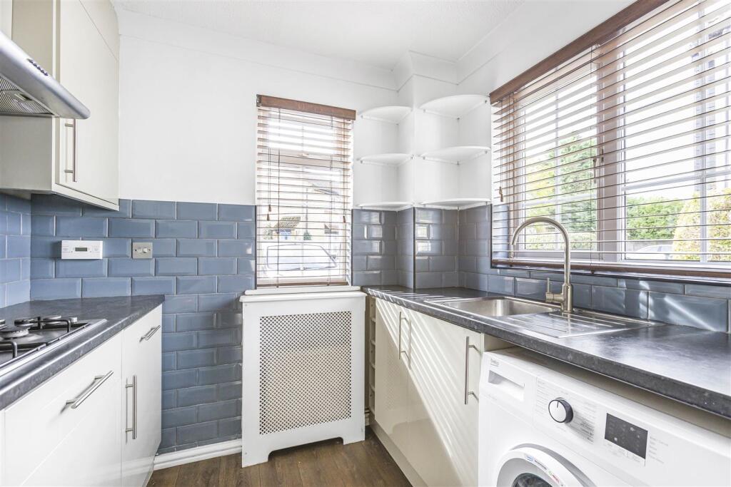 Additional image 5 of Vincenzo Close, Welham Green , Herts