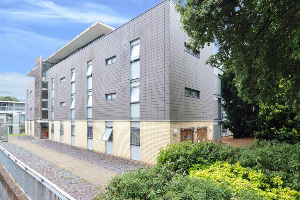 Additional image 15 of Hatfield Road, St. Albans