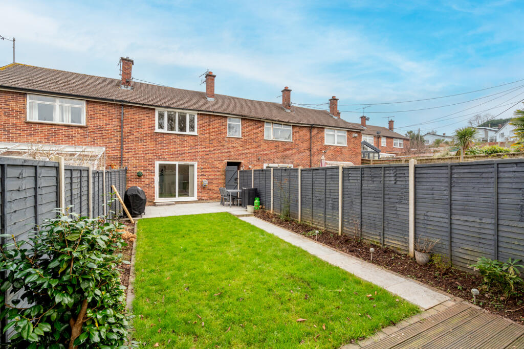 Additional image 18 of Overhill, Pill