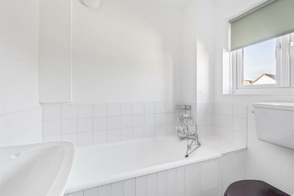 Additional image 18 of Swan Lane, Exning, Newmarket