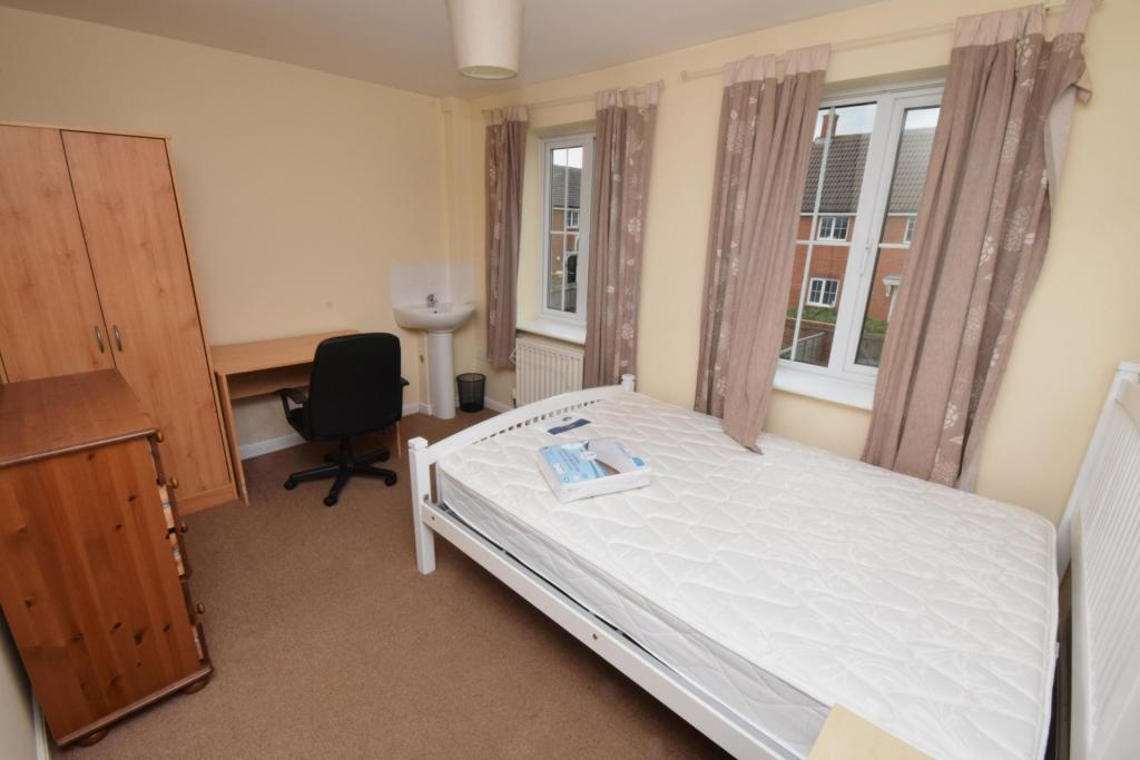 Additional image 6 of Queen Bee Court, Hatfield, AL10