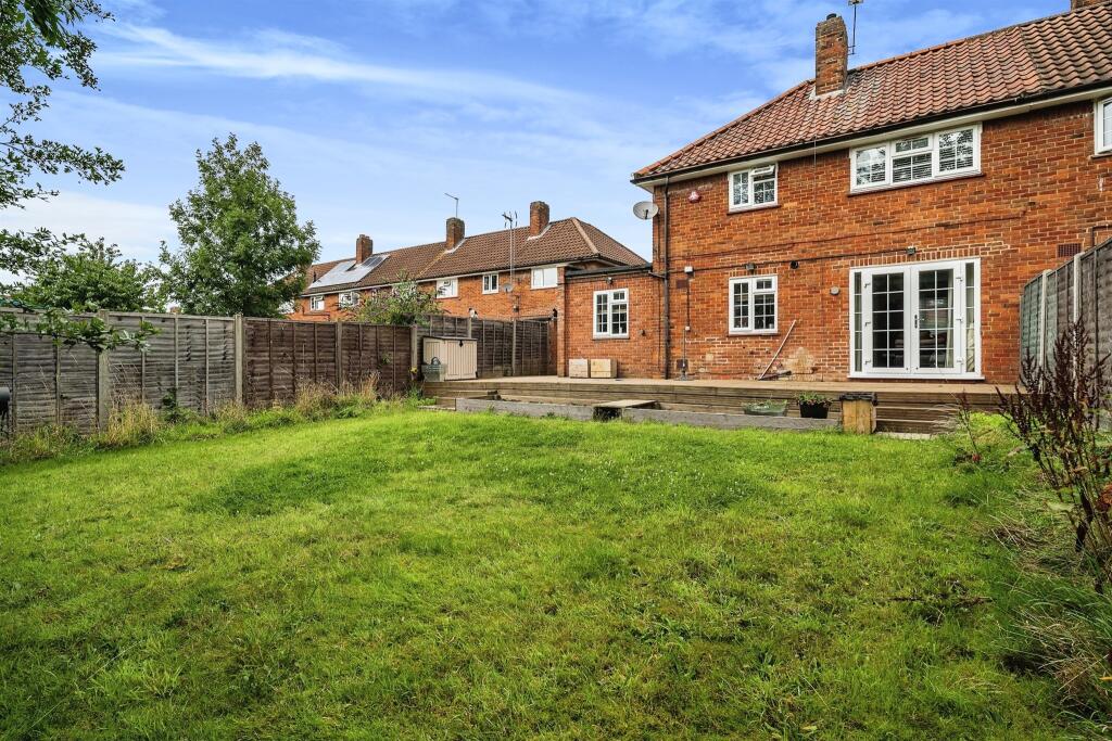 Additional image 14 of Burgundy Croft, Welwyn Garden City