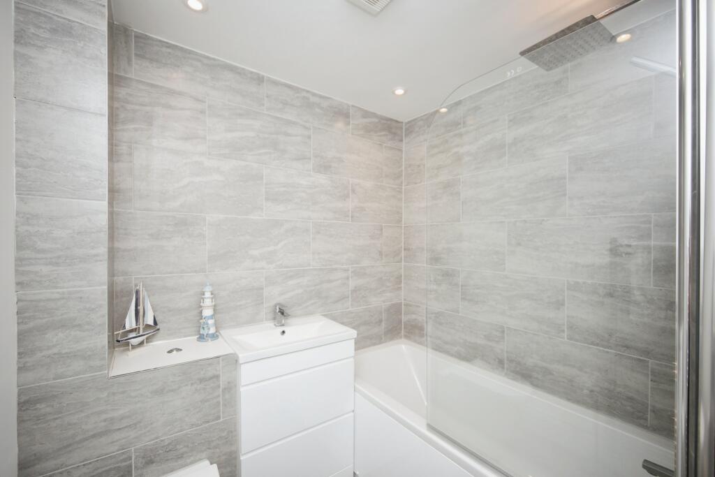 Additional image 8 of Westholme Road, Alcester, B50