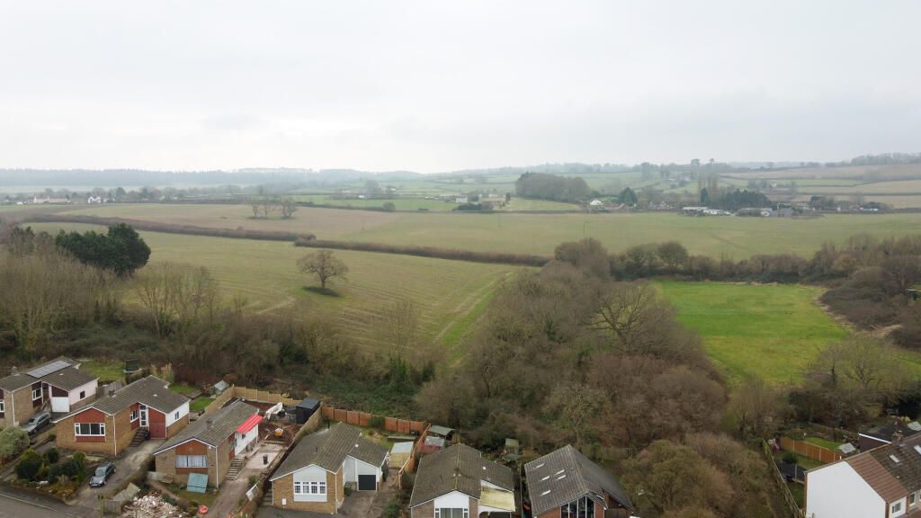 Additional image 21 of Overhill, Pill