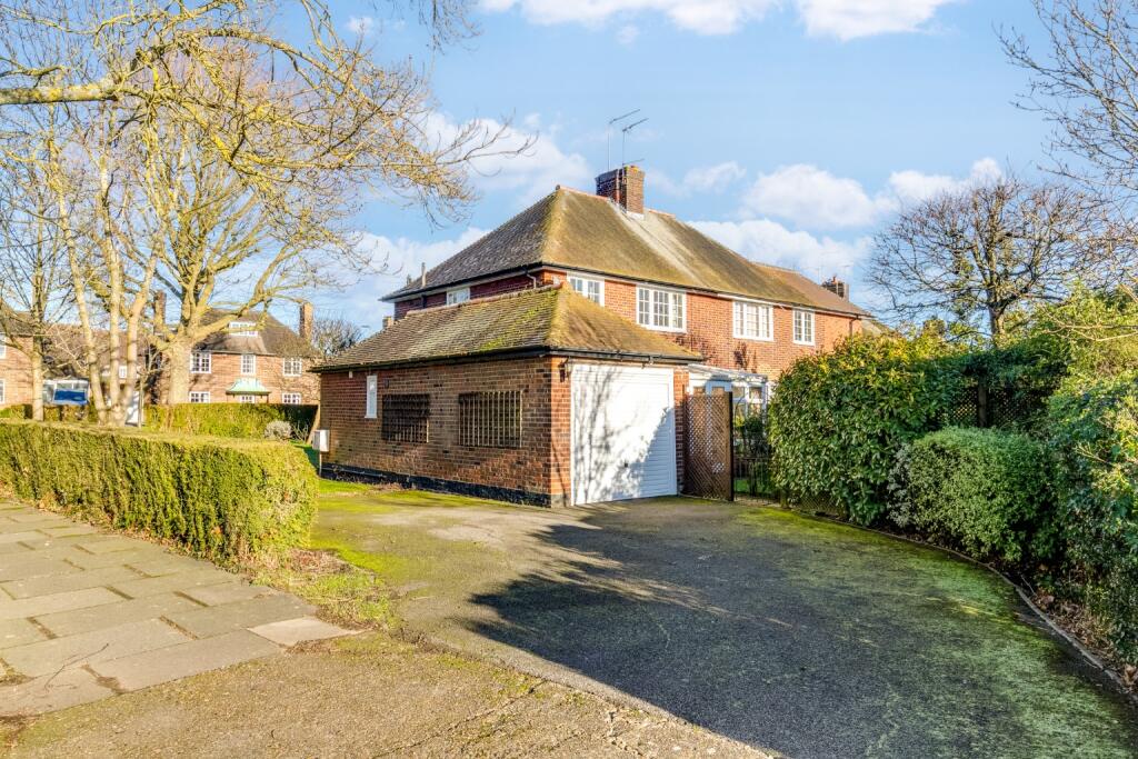 Additional image 16 of Barleycroft Road, Welwyn Garden City, Hertfordshire, AL8