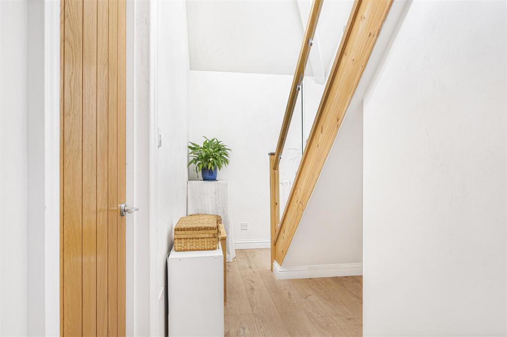 Additional image 19 of Manor Close, Seaford