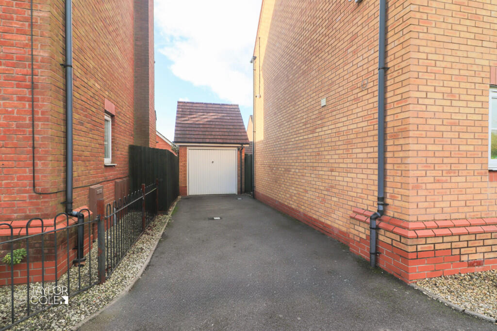 Additional image 32 of Boulder Close, Wilnecote