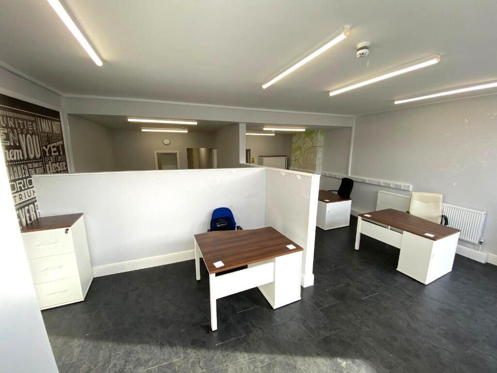 Additional image 16 of Oxford Street, CF15