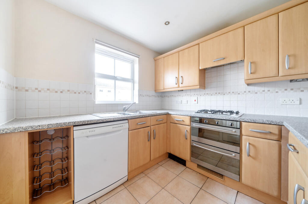 Additional image 19 of Sparkes Close, Bromley, BR2