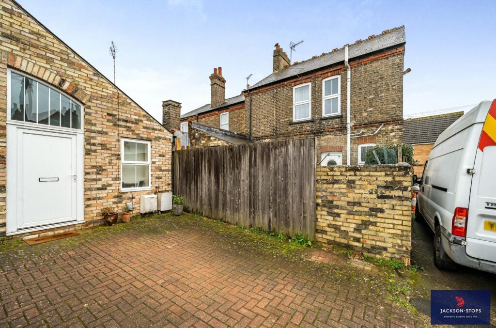 Additional image 10 of Green Road, Newmarket, Suffolk, CB8
