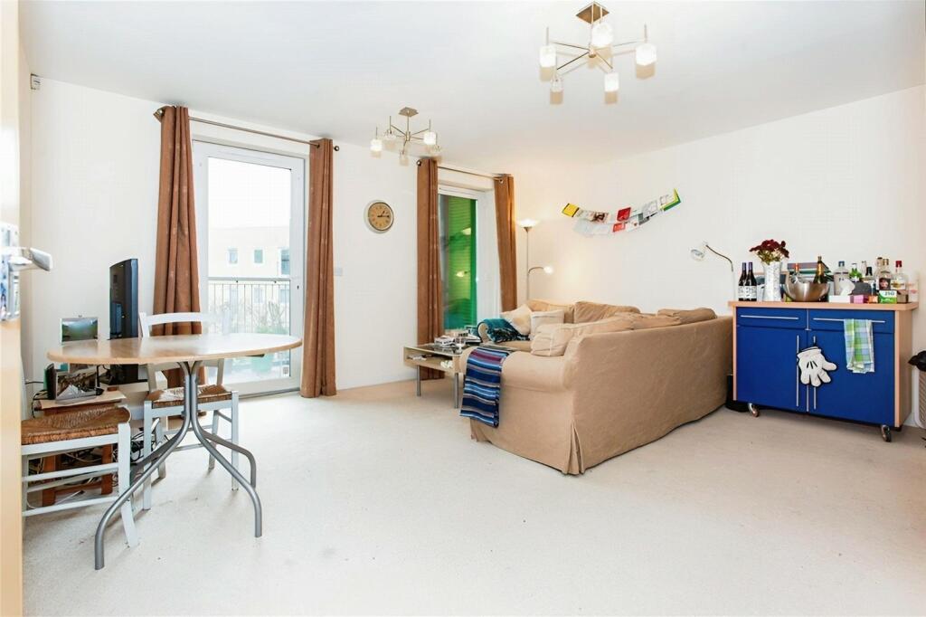 Additional image 3 of Warren Close, Cambridge, Cambridgeshire