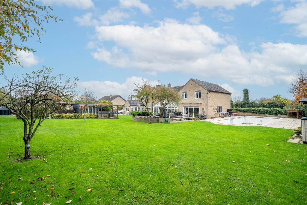 Additional image 34 of Burton End, Haverhill