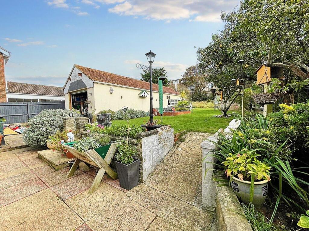 Additional image 34 of Central Avenue, Telscombe Cliffs, BN10 7NB