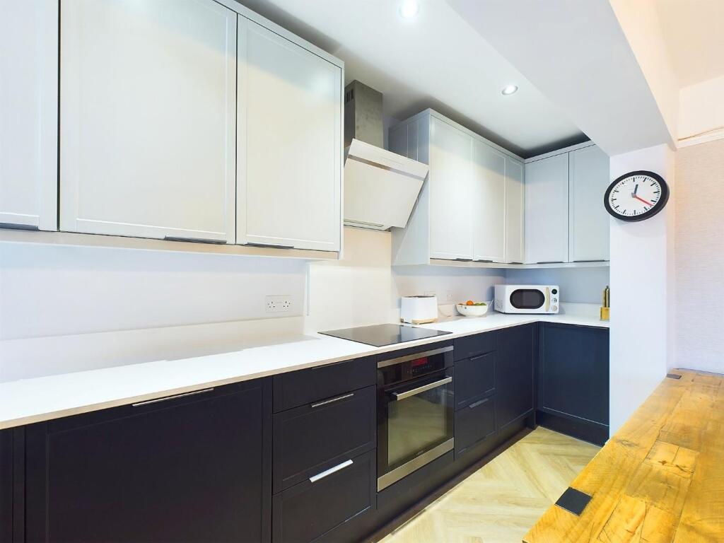 Additional image 4 of Park Top Cottages, Bingley