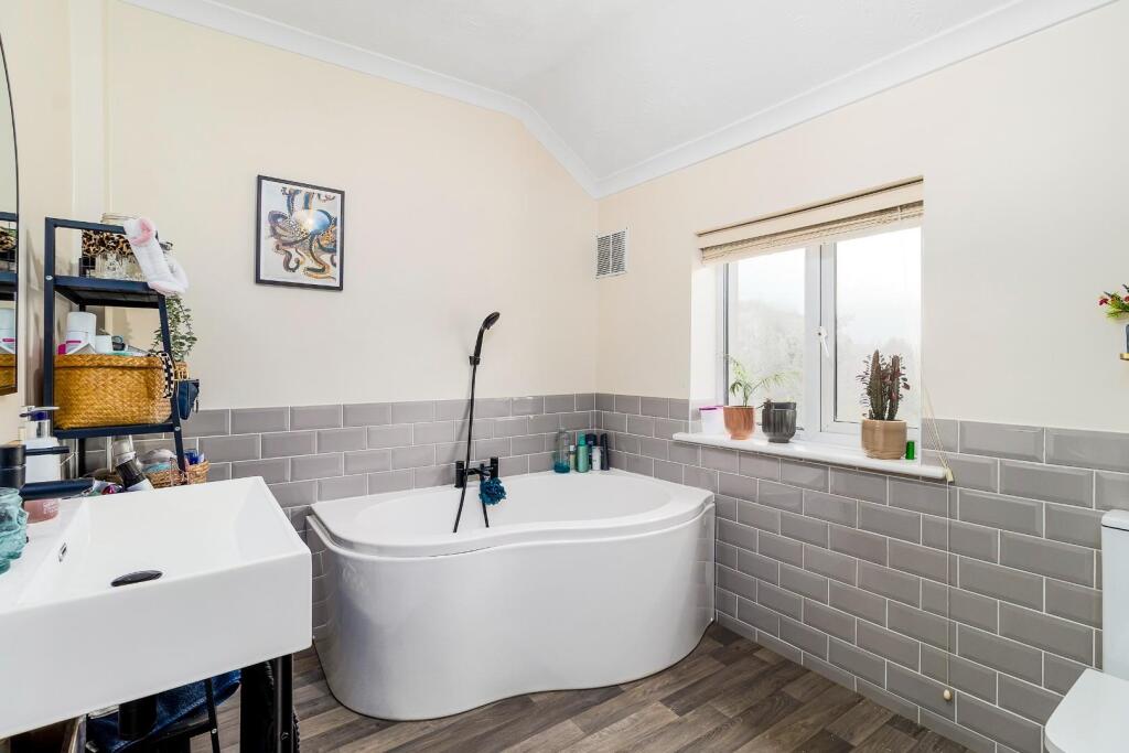 Additional image 9 of Helions Park Avenue, Haverhill