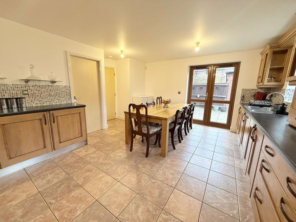 Additional image 10 of Sandy Hill Rise, Shirley