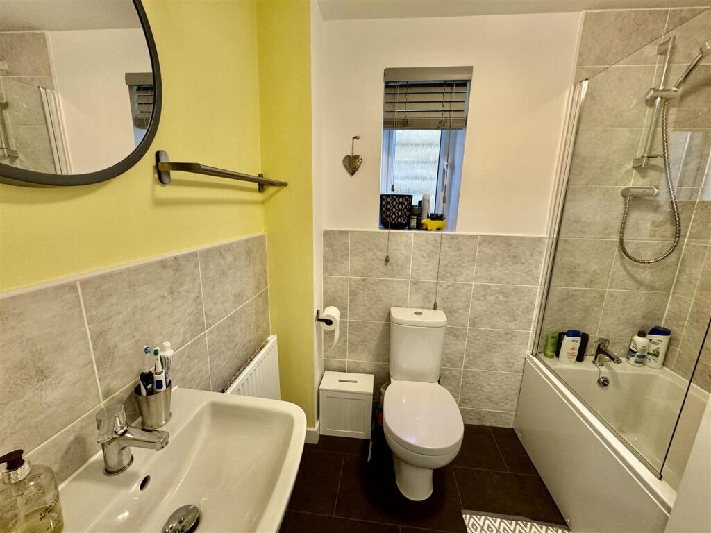 Additional image 8 of Glatton Drive, Oakworth, BD22 7FD