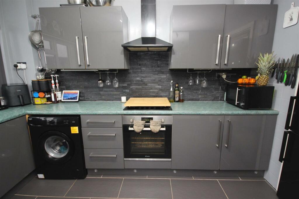 Additional image 7 of Bishops Close, Whitchurch