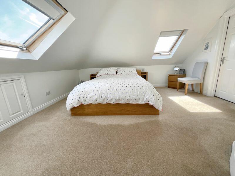 Additional image 15 of CHRISTCHURCH