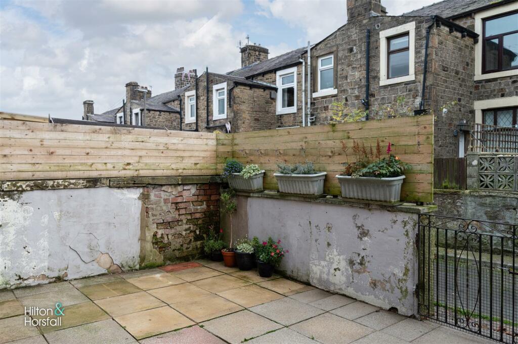 Additional image 13 of Colne Road, Sough