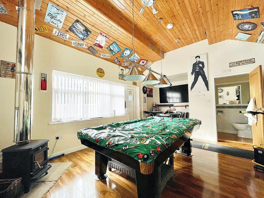 Additional image 28 of Central Avenue, Telscombe Cliffs, BN10 7NB