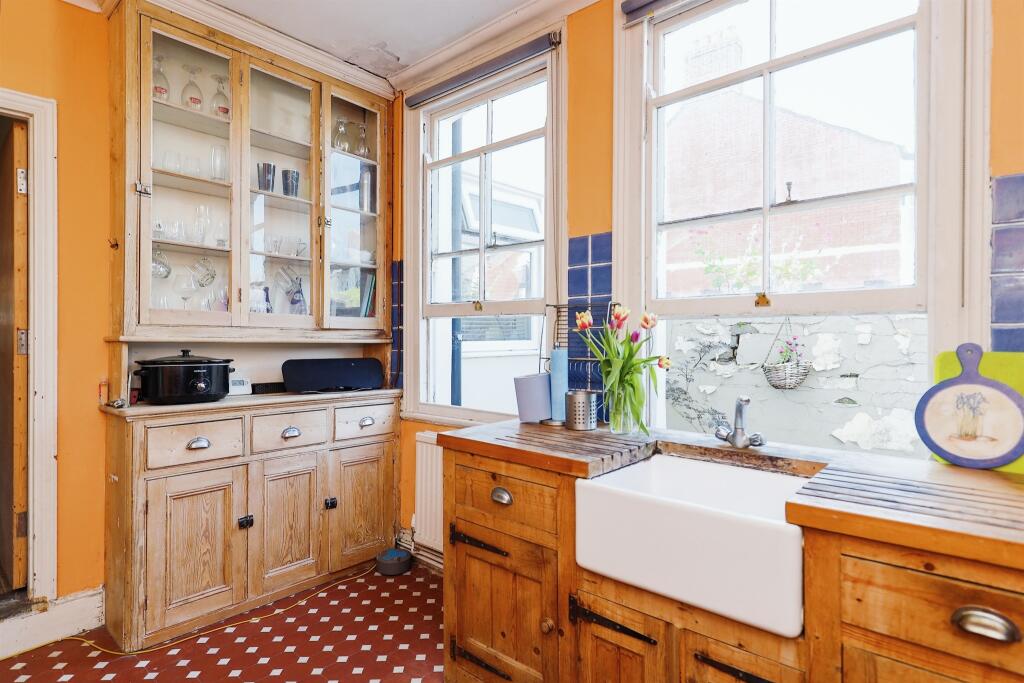 Additional image 8 of Roath Court Road, Roath, Cardiff