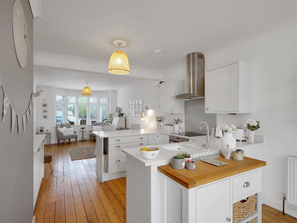 Additional image 11 of Iford Lane, Tuckton