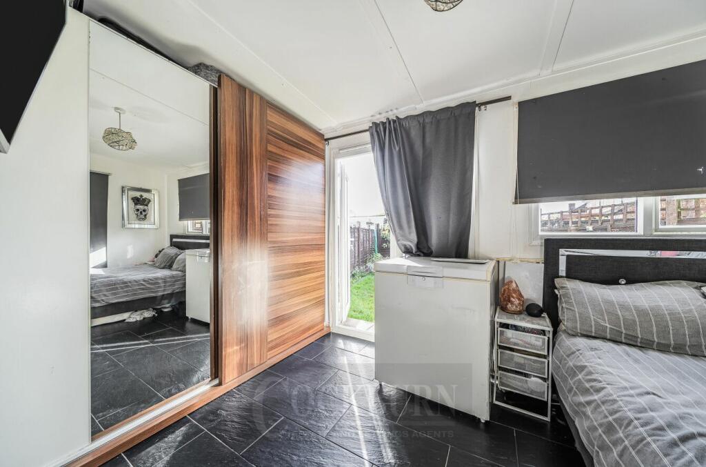 Additional image 8 of Launcelot Road, Bromley, BR1