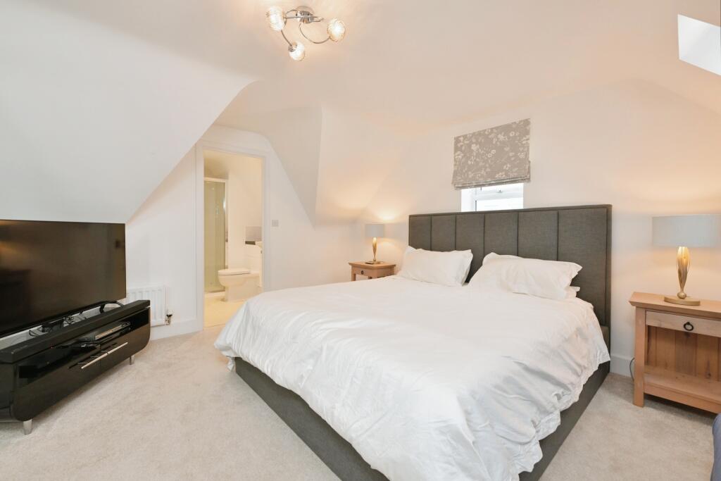 Additional image 16 of Welchs Crescent, Stapleford, Cambridge, Cambridgeshire, CB22