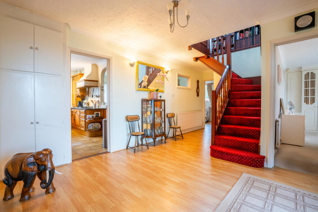 Additional image 5 of Highland View Close, Colehill, Wimborne, Dorset, BH21