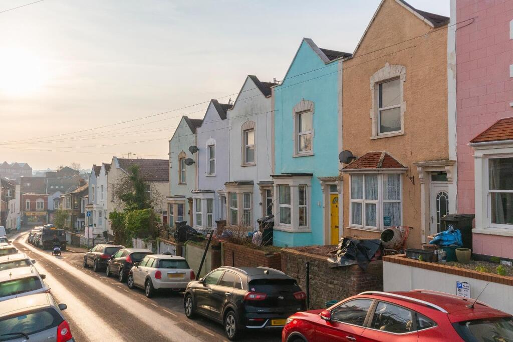 Additional image 22 of Merrywood Road, Southville