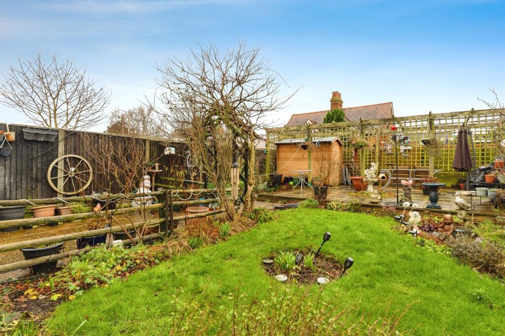 Additional image 11 of Cecil Crescent, Hatfield