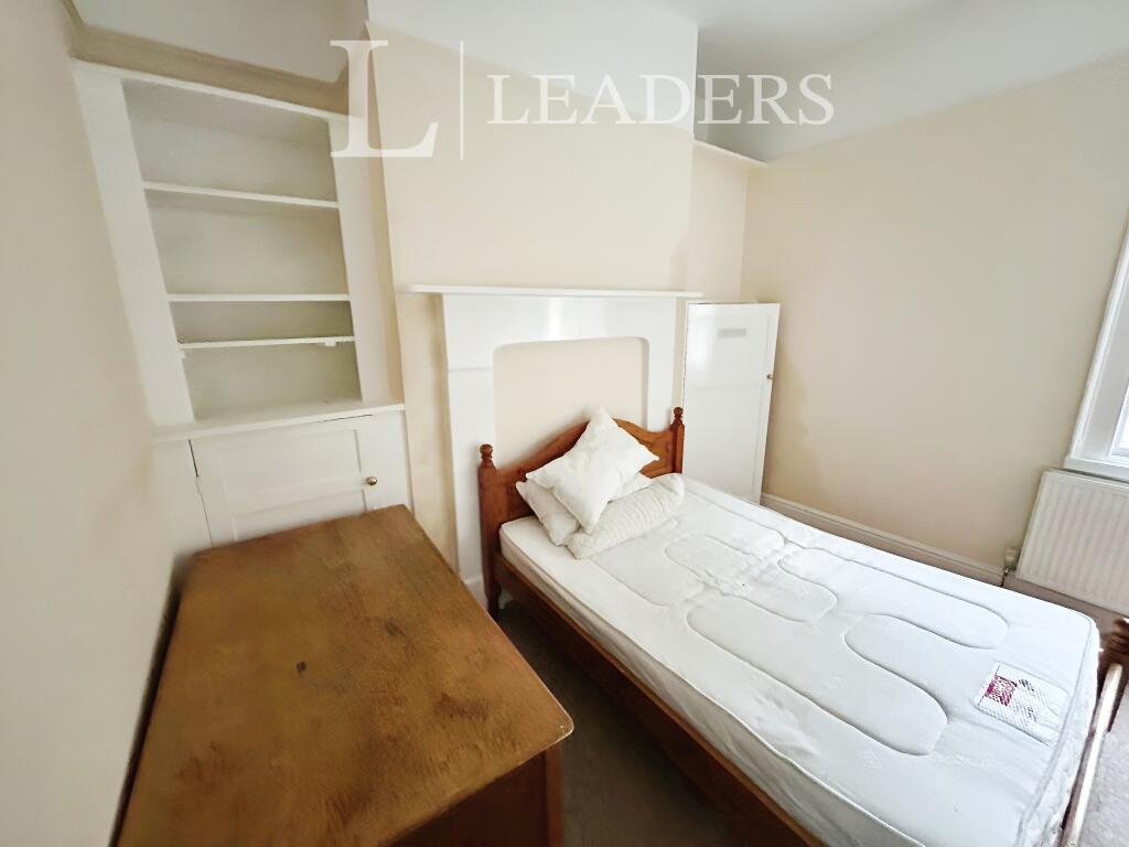 Additional image 2 of Union Road