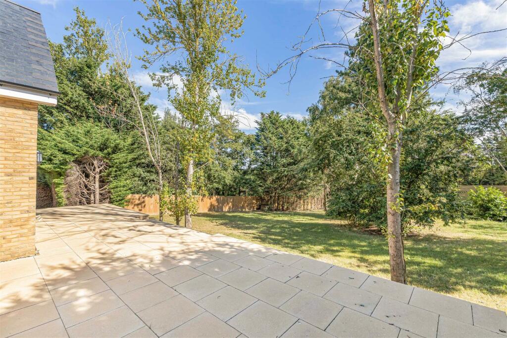 Additional image 24 of The Highlands, Exning