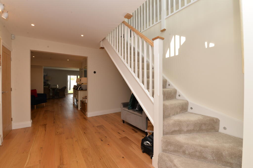 Additional image 16 of Barrs Wood Road, New Milton, Hampshire, BH25