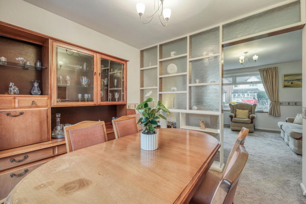 Additional image 4 of Holt Gardens, Studley, B80 7NU