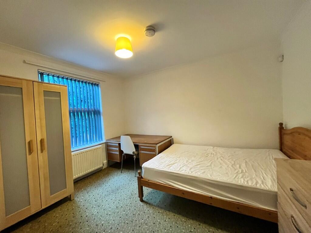 Additional image 3 of Oak Tree Lane, Birmingham, B29