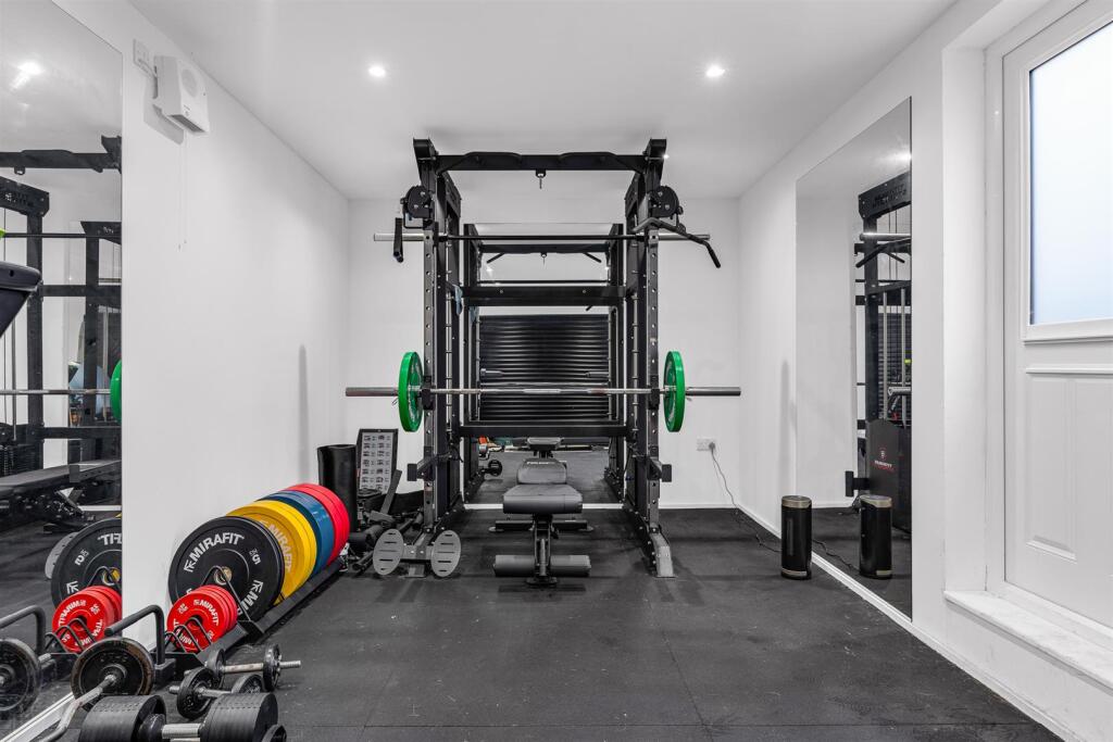 Additional image 13 of Perkins Way, Welwyn Garden City