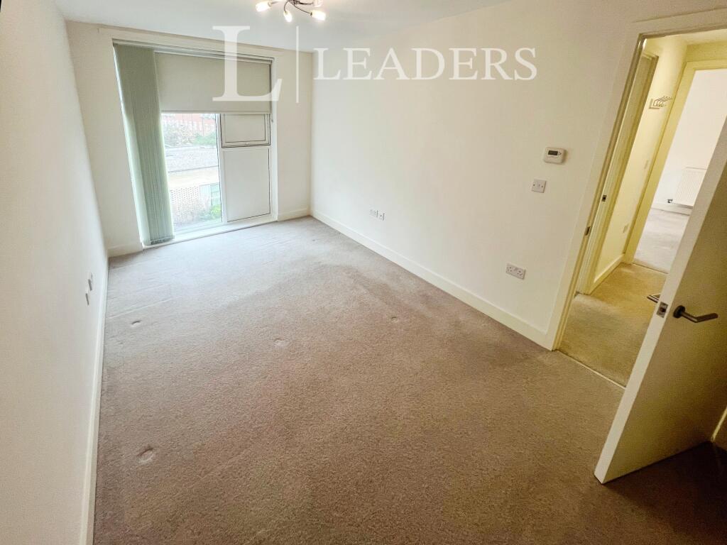 Additional image 9 of Great Northern Road