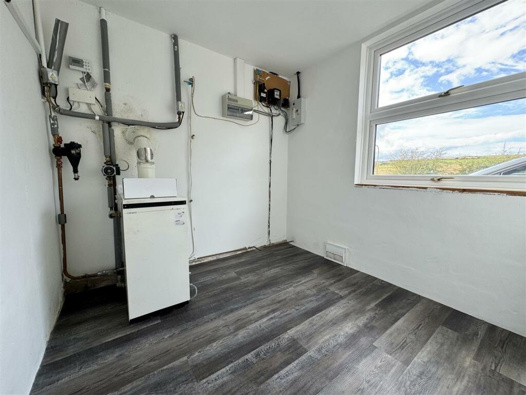 Additional image 19 of Sandwith