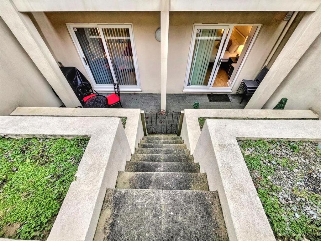 Additional image 18 of Compton Street, Eastbourne