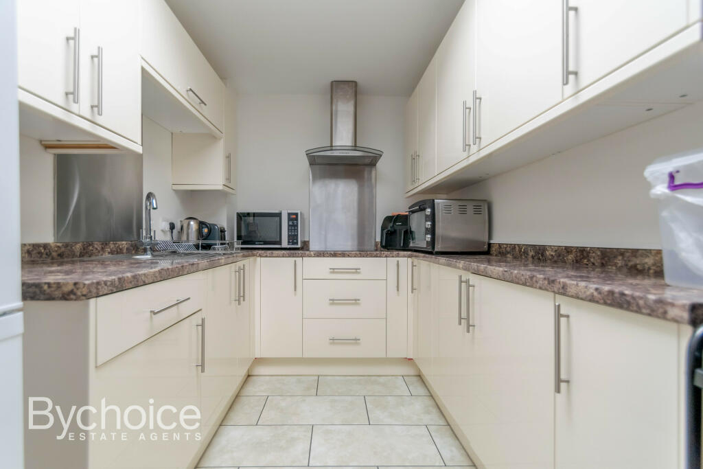 Additional image 33 of Melbourne, Hundon Road