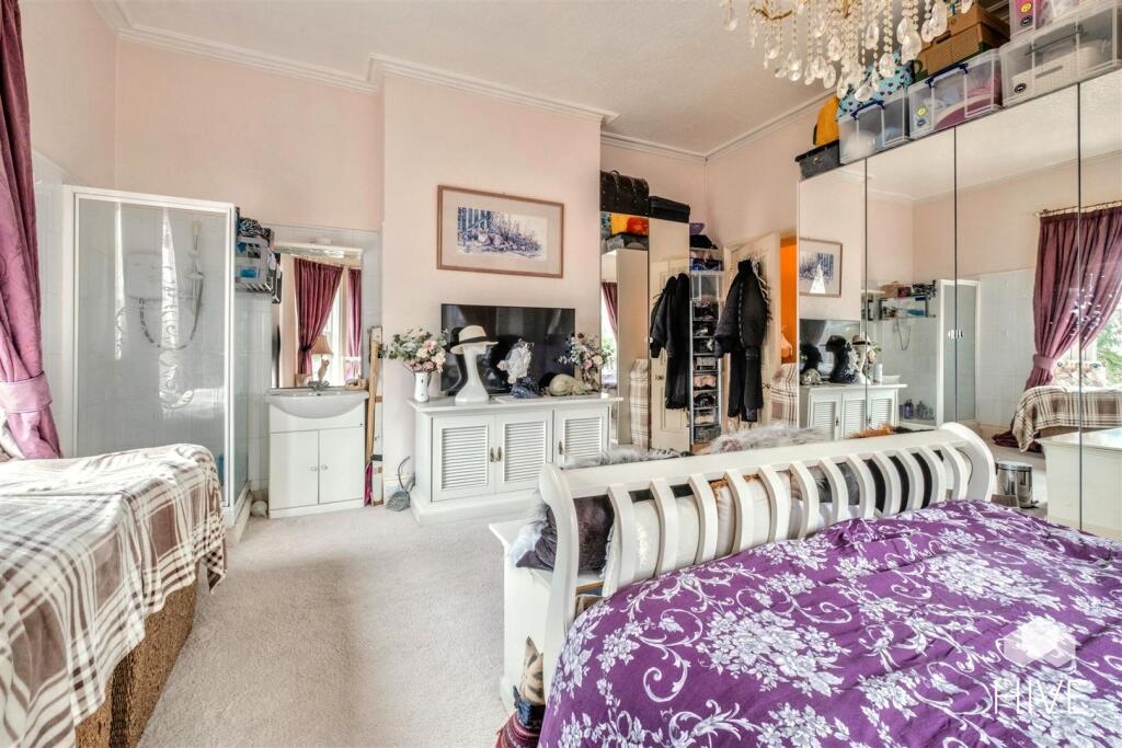 Additional image 17 of Giddy Lake, Wimborne