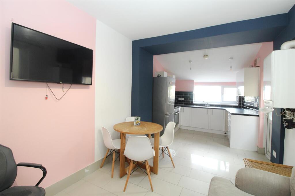 Additional image 11 of North Road, Cardiff, CF10 3DZ