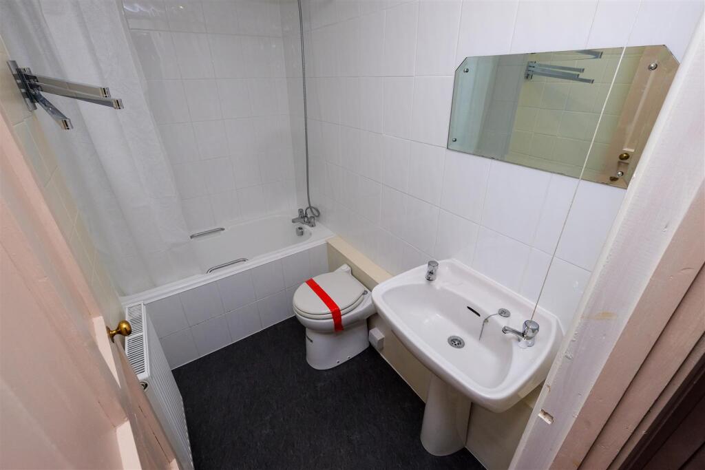 Additional image 37 of HUTTON COURT | NORTH SOMERSET