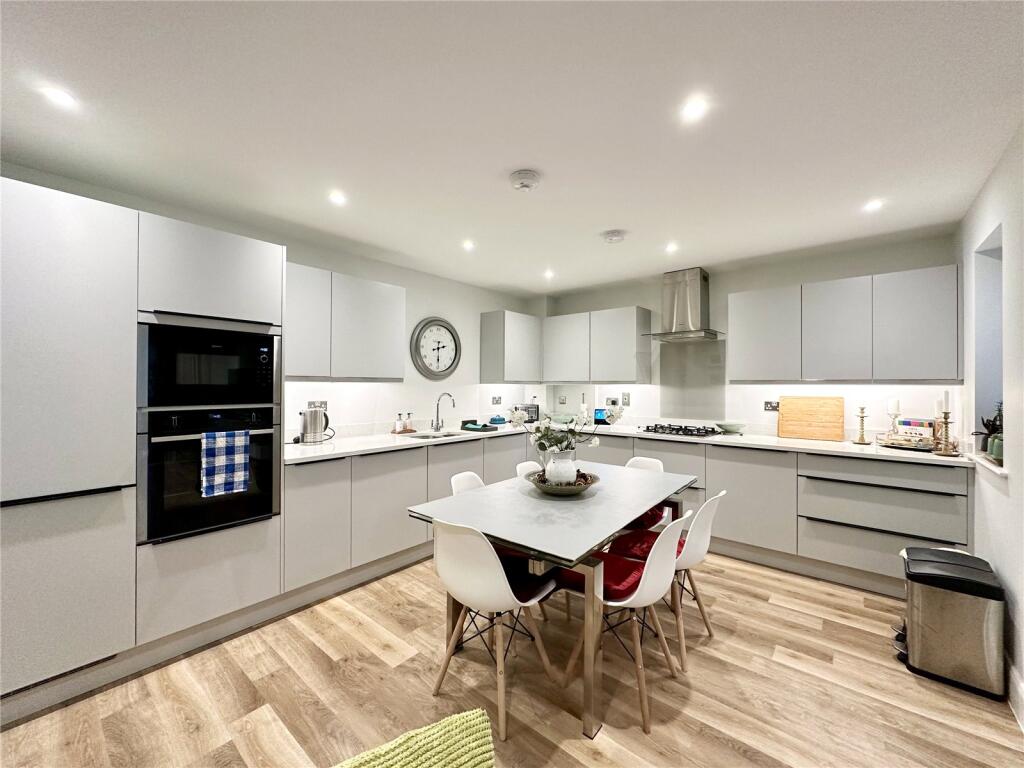 Additional image 2 of Lymington Road, Highcliffe On Sea, Christchurch, Dorset, BH23