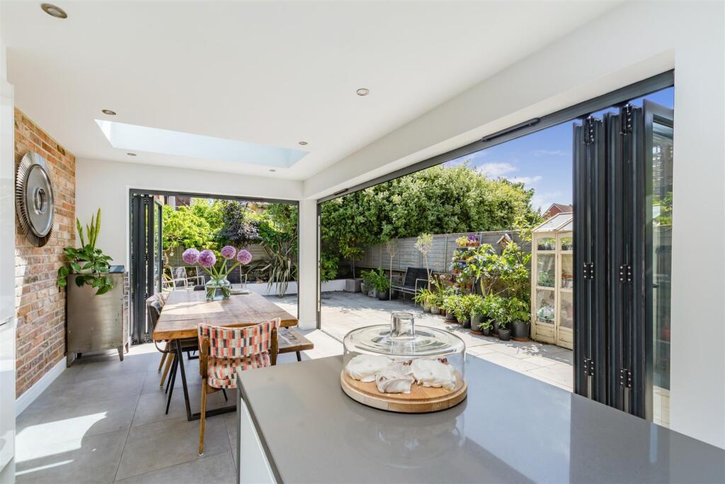Additional image 31 of Sutton Park Road, Seaford