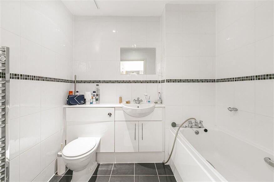 Additional image 8 of Station Road, Harpenden, AL5