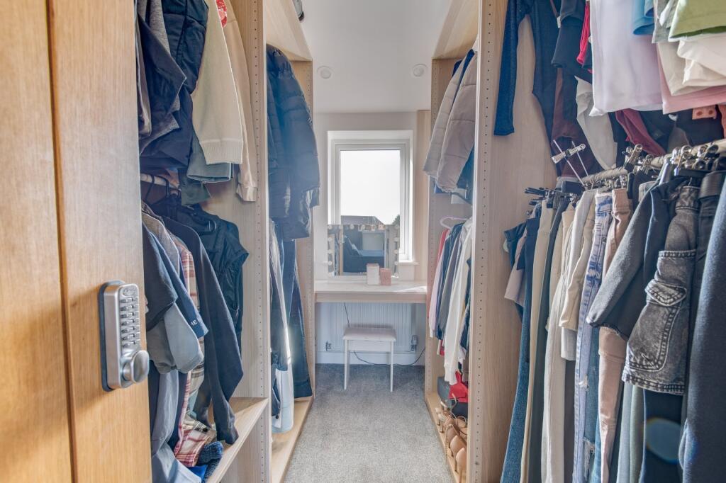 Additional image 4 of Finwood Close, Solihull, West Midlands, B92