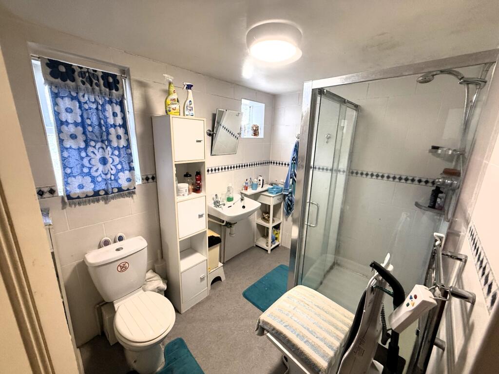 Additional image 17 of Claude Road, Cardiff